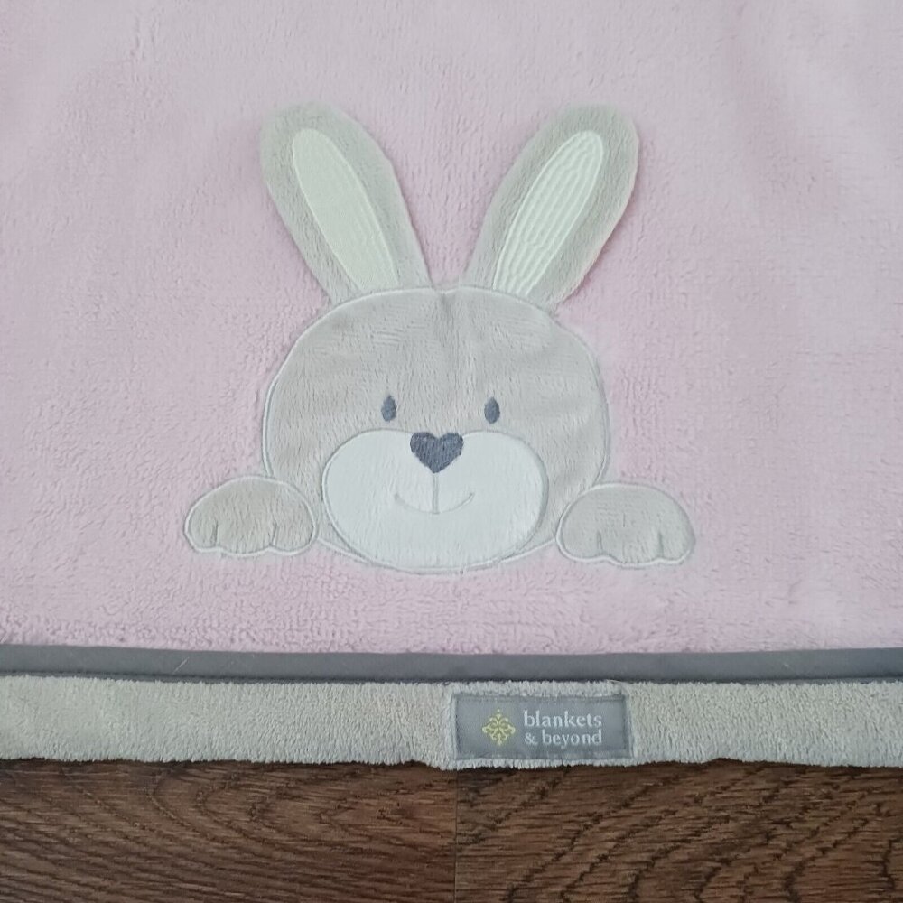 Blankets & Beyond‎ Baby Blanket Bunny Rabbit Plush Sensory Ears Pink 28 x 28